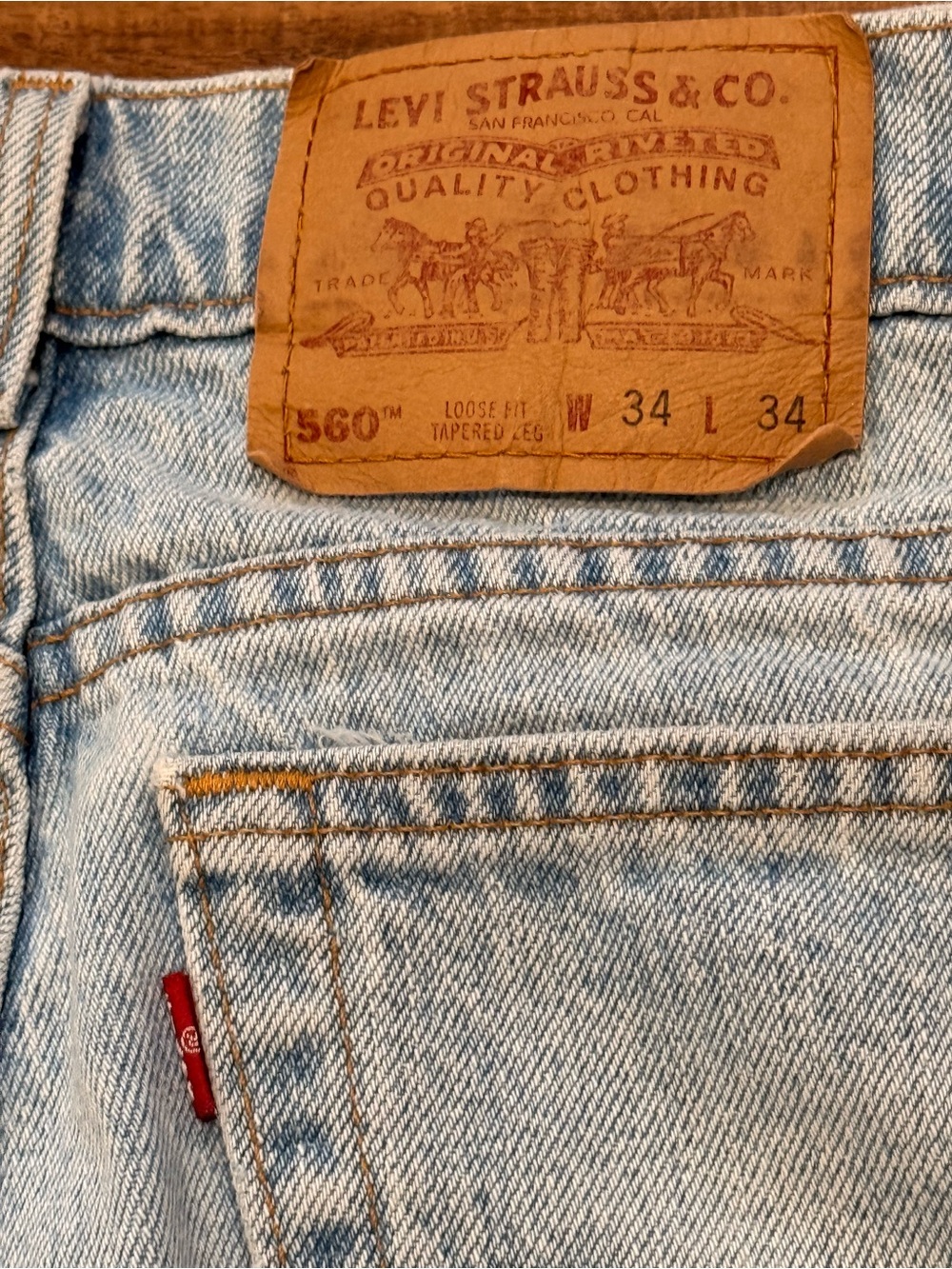 VTG Levis 560 Jeans Mens 34x34 Fits 30x32 Loose Fit Tapered Leg Made in USA